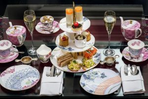 Read more about the article Bespoke High Tea Stands – Serve Experiences Than Just Teas