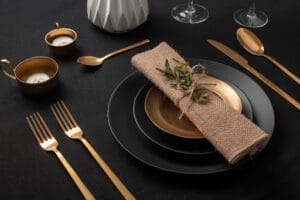 Read more about the article  Tableware Trends in Dubai: What’s New in 2025 for Luxury Hotels
