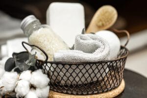 Read more about the article Hotel Bathroom Accessories in Dubai: Elevating Luxury and Functionality in Hospitality Spaces